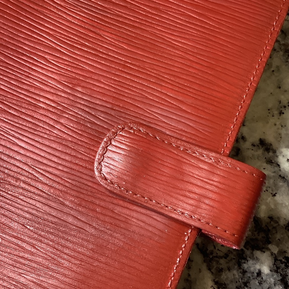 ❤️Louis Vuitton MM Red Epi Leather Medium Ring Agenda Cover Organizer - Picture 4 of 16